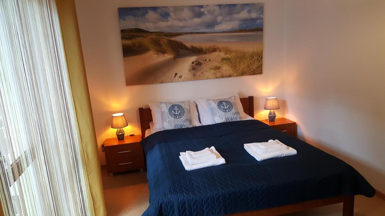Doppelzimmer mit eigenem Bad und Balkon
